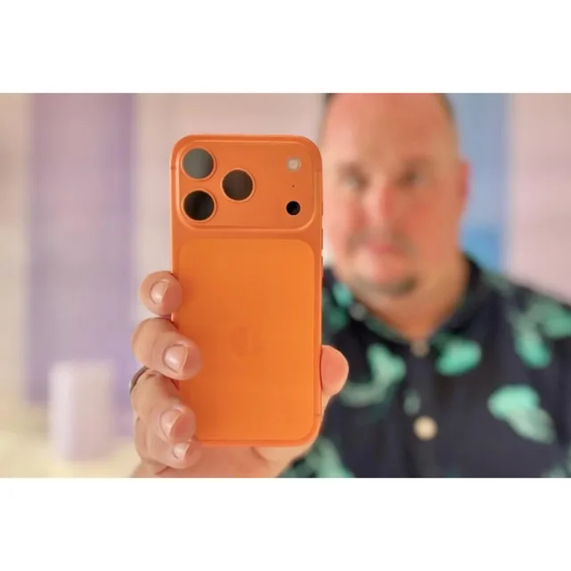 گوشی موبایل اپل مدل iPhone 17 Pro ZAA تک سیم کارت + eSim ظرفیت 256 گیگابایت و رم 12 گیگابا 101649993