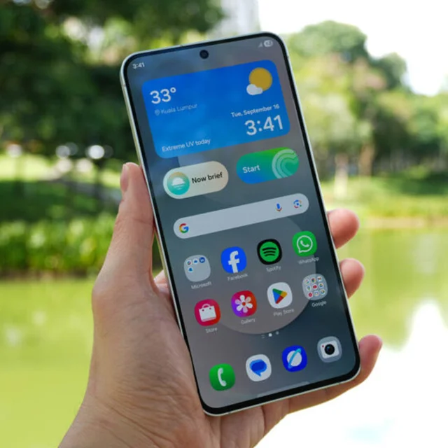 گوشی موبایل سامسونگ مدل Galaxy S25 FE دو سیم کارت ظرفیت 256 گیگابایت و رم 8 گیگابایت - ویت 101650348